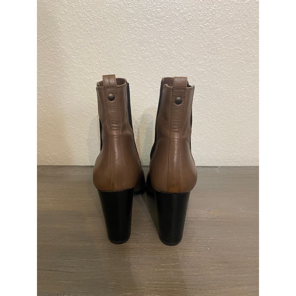 Coach Tan Brown Leather Chelsea Block Heel Ankle Boots Lug Sole Womens 8.5 B - Picture 5 of 10